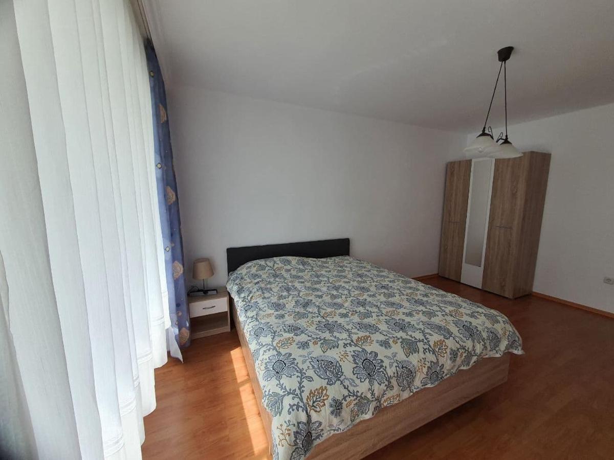 Апртамент Чайка Бл.17 Varna Exterior foto